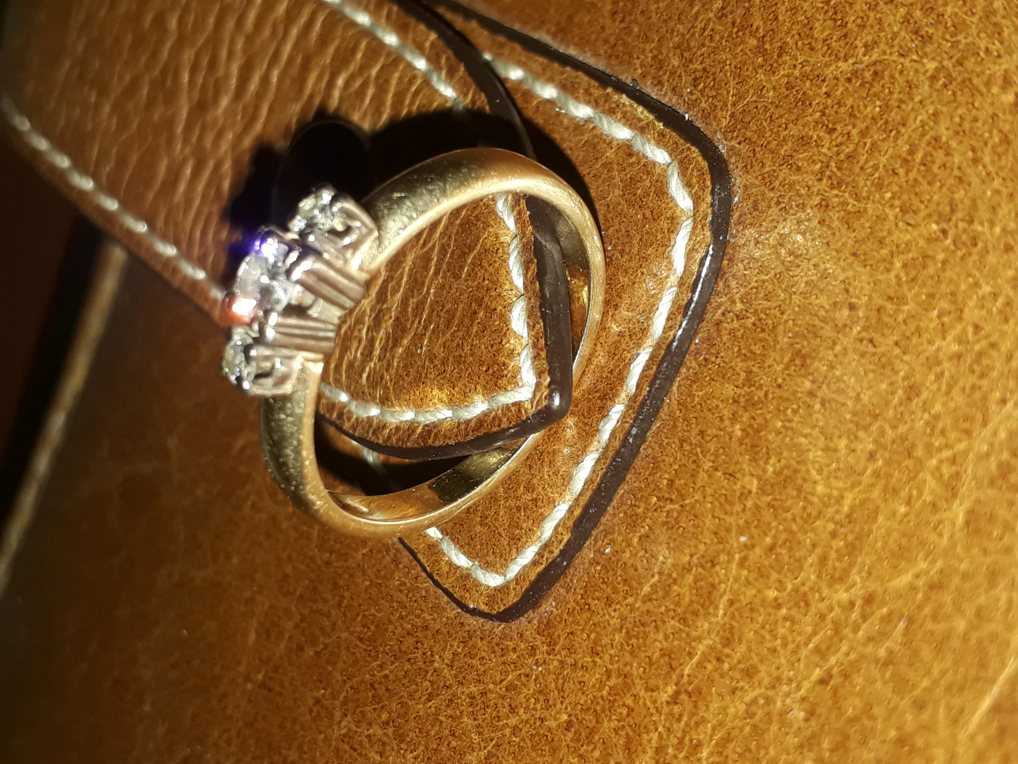 Omas Ring 3.jpg