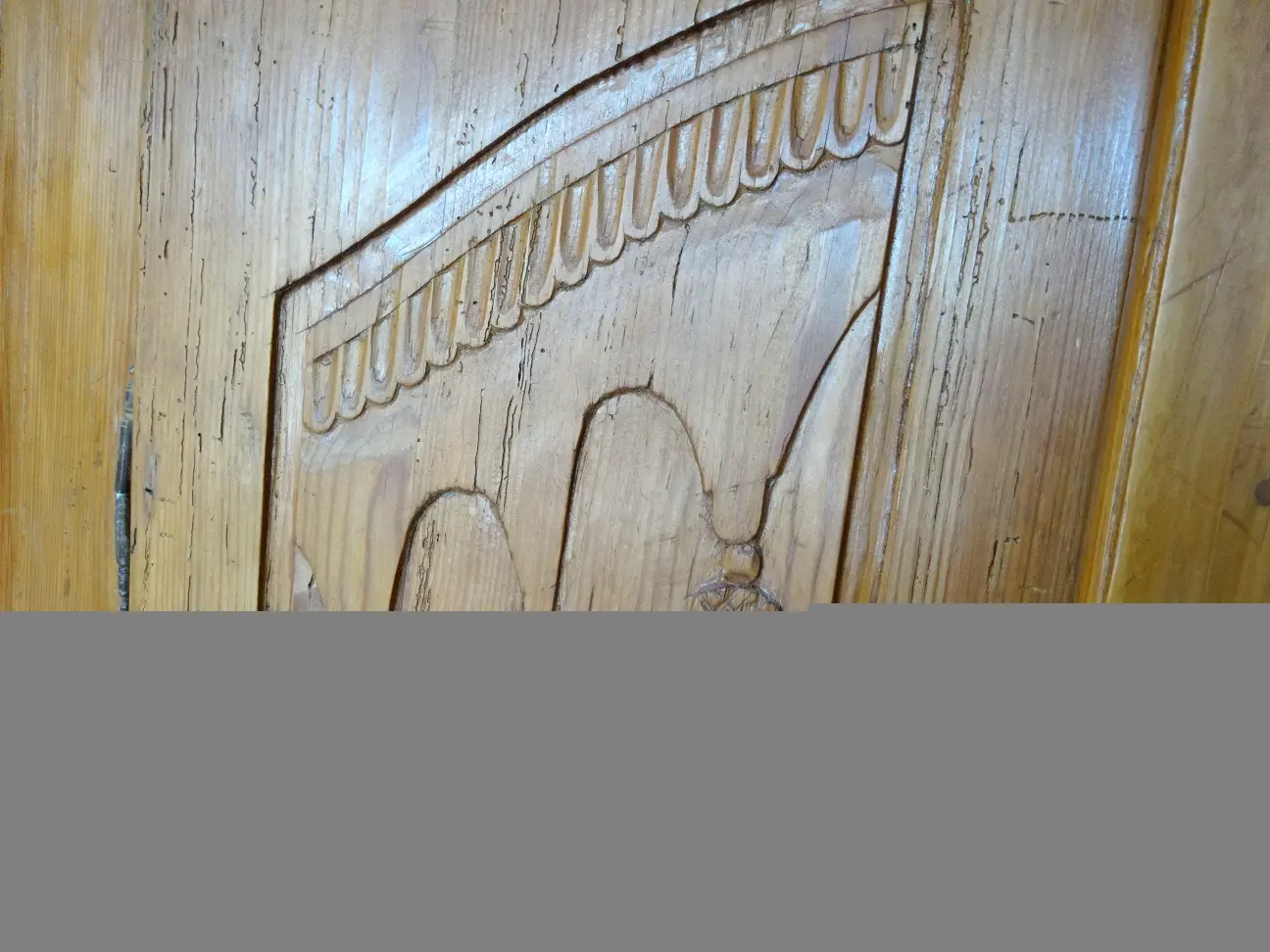 Bauernschrank (6).JPG