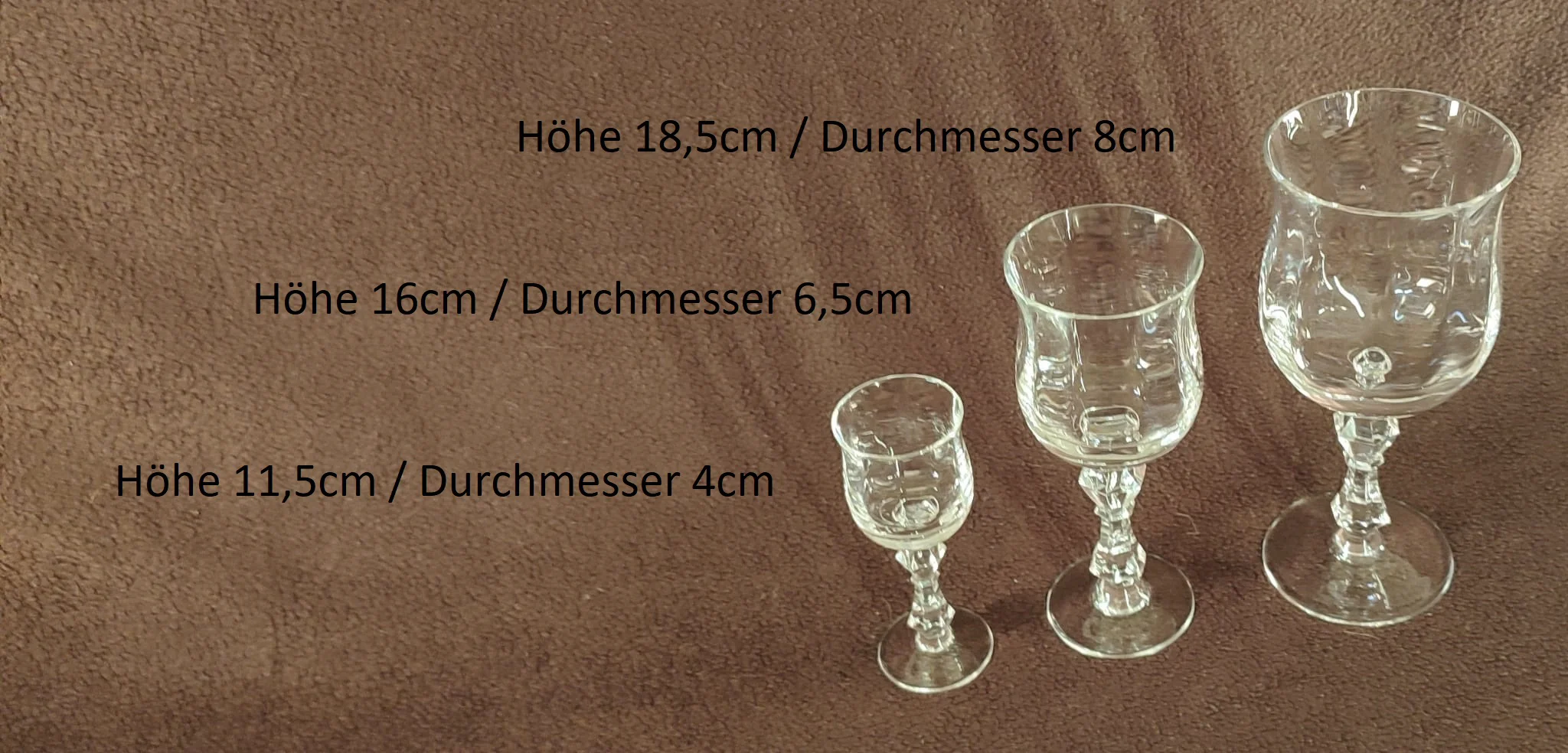 7 Gläser zusammen Größenangaben.jpg