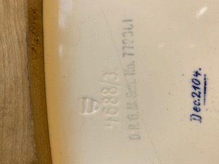 Antiker Brotkasten - Stempel