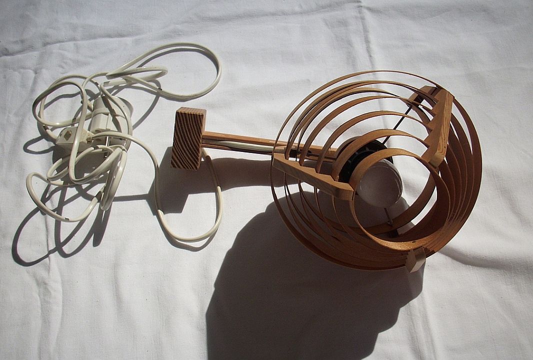 DSCI1103 Lampe Kiefer_Span_2_1.jpg