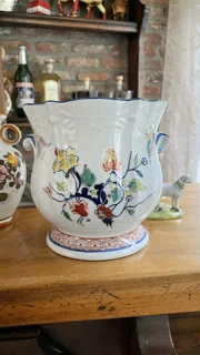 Vase 1.png