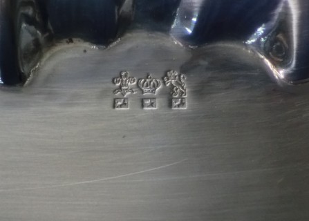 2022-03-22_153945 stempel punze.jpg