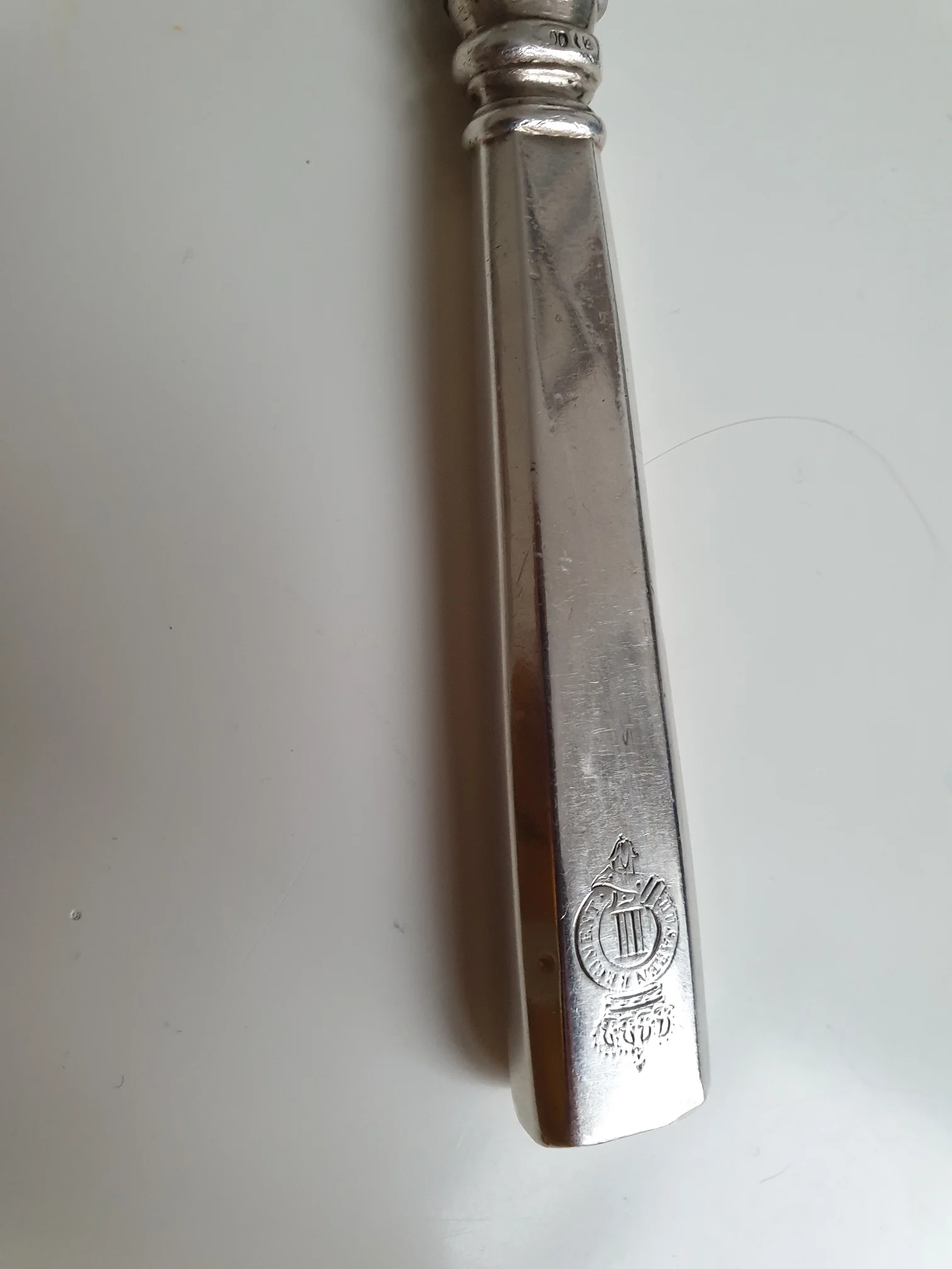 messer 2.jpg