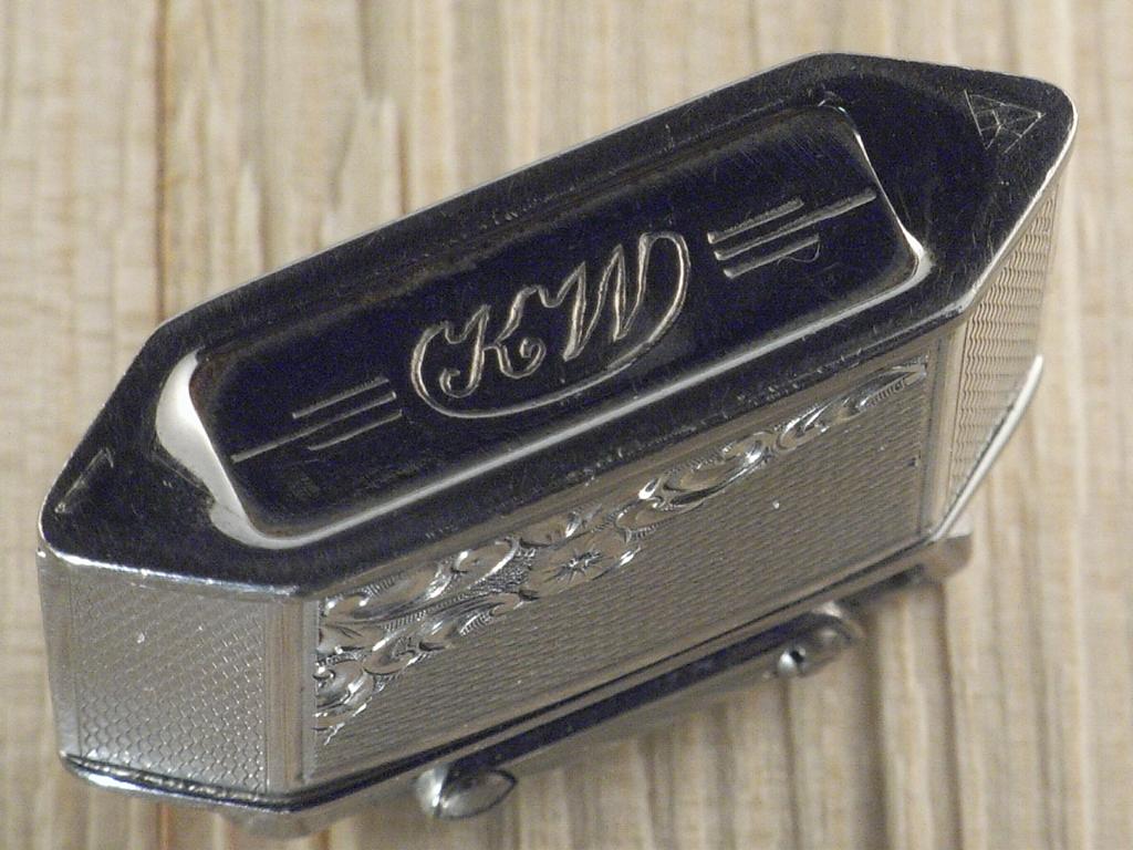 kw880_boden.JPG